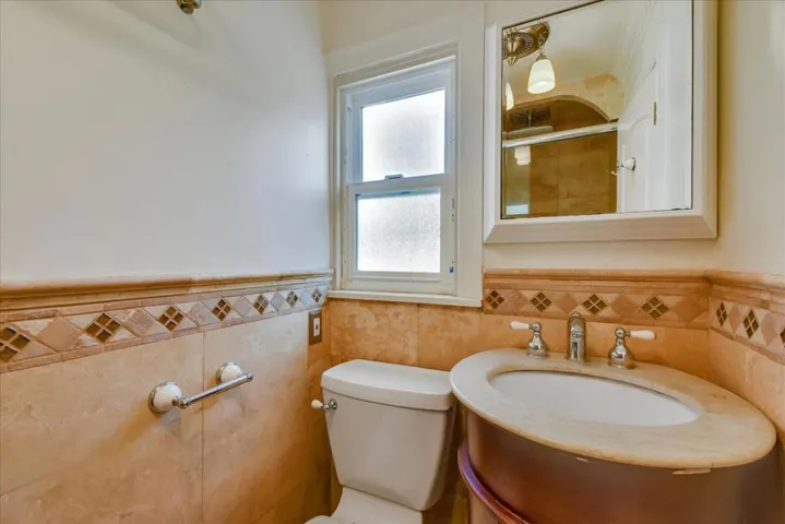 2064 Alameda Way, San Jose, California 95126
