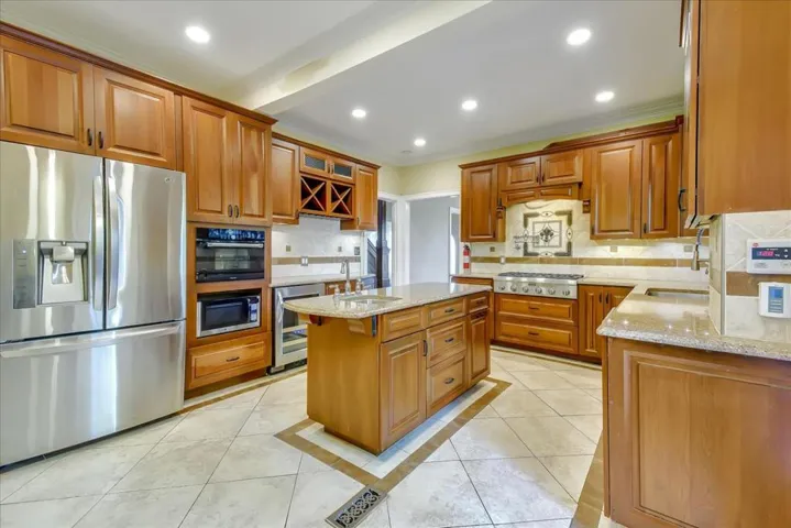 2064 Alameda Way, San Jose, California 95126