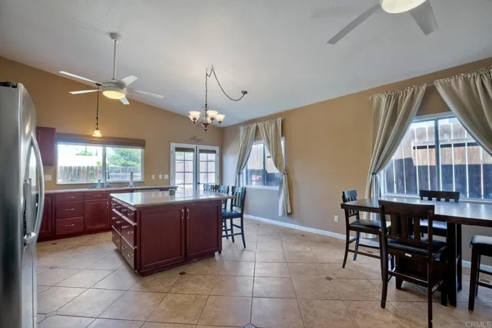 8658 Langholm Road, El Cajon, California 92021