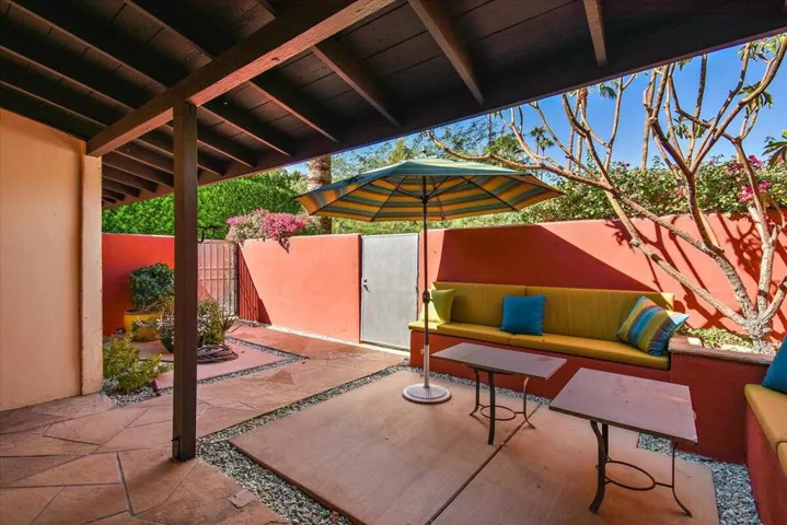 Frontyard Patio