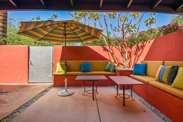 Frontyard Patio