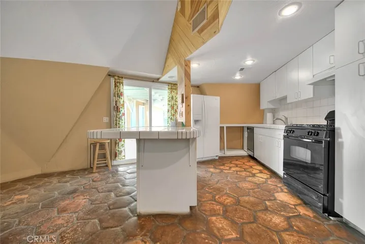 68020 Encinitas Road, Cathedral City, California 92234
