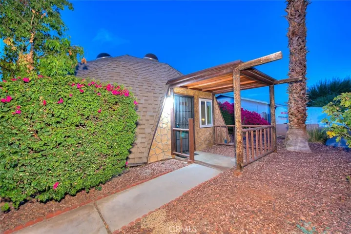 68020 Encinitas Road, Cathedral City, California 92234