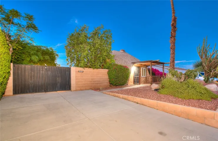 68020 Encinitas Road, Cathedral City, California 92234