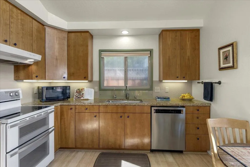 Centennial Street, Santa Cruz, California 95060 home-pic-40