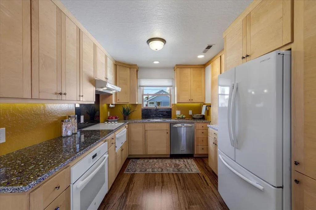 Centennial Street, Santa Cruz, California 95060 home-pic-15