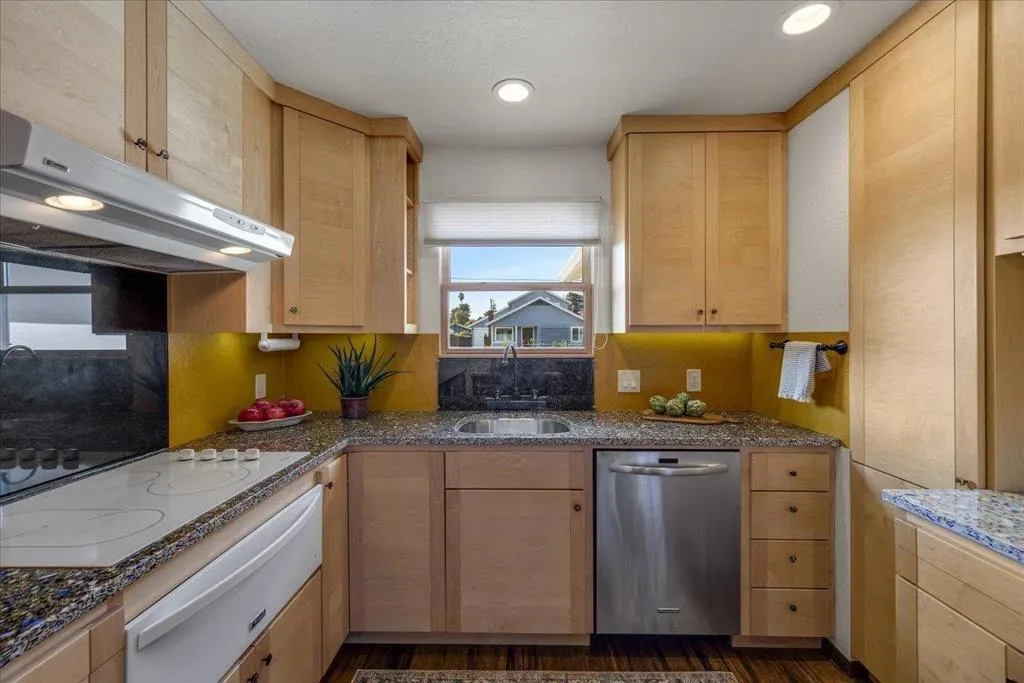 Centennial Street, Santa Cruz, California 95060 home-pic-14