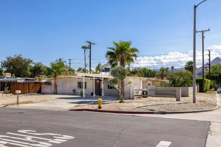 2022-10-PaseoCaroleta-EZ-1