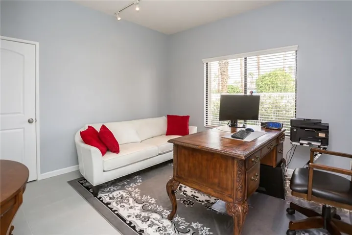 54754 #40 Oak Tree, La Quinta, California 92253