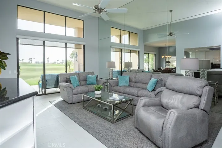 54754 #40 Oak Tree, La Quinta, California 92253