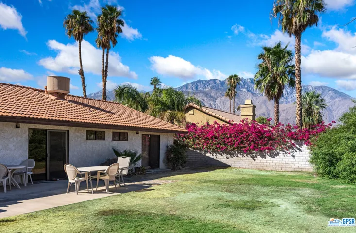 2890 E Via Escuela, Palm Springs, California 92262