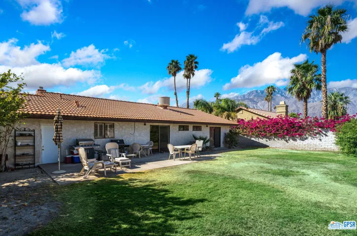 2890 E Via Escuela, Palm Springs, California 92262
