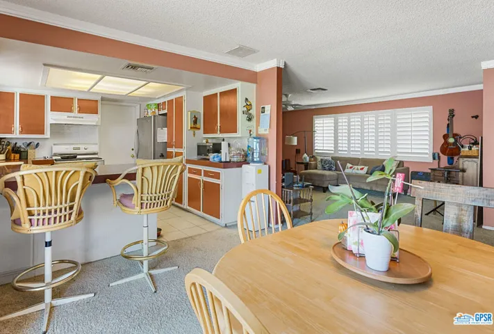 2890 E Via Escuela, Palm Springs, California 92262