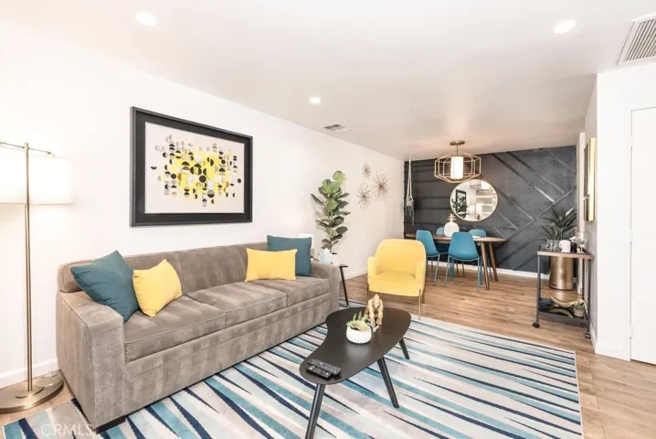 575 N Villa Court 203, Palm Springs, California 92262