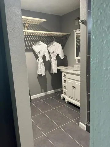 PRIMARY ONSUITE VANITY