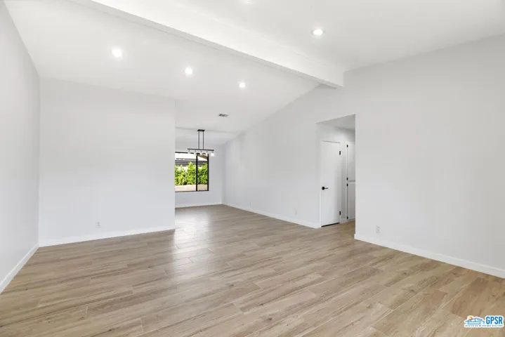 2235 N Los Alamos Road, Palm Springs, California 92262
