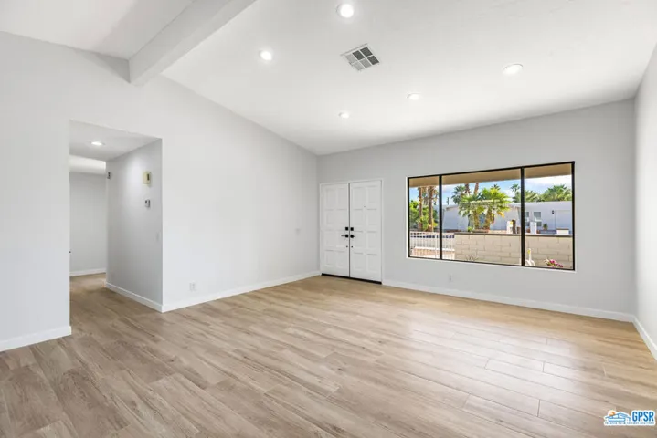 2235 N Los Alamos Road, Palm Springs, California 92262