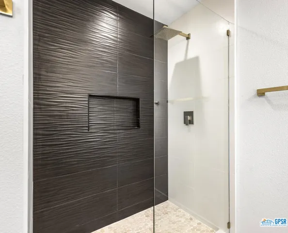 2235 N Los Alamos Road, Palm Springs, California 92262