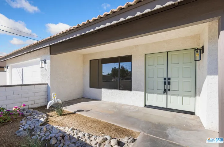 2235 N Los Alamos Road, Palm Springs, California 92262