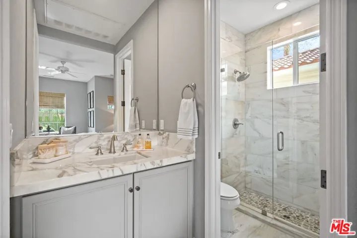 Attached Guest Casita Bath