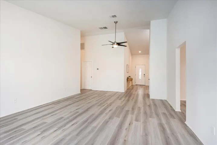 22-68740losgatosroad-hr-22