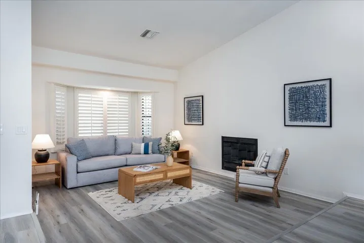 11-68740losgatosroad-hr-11