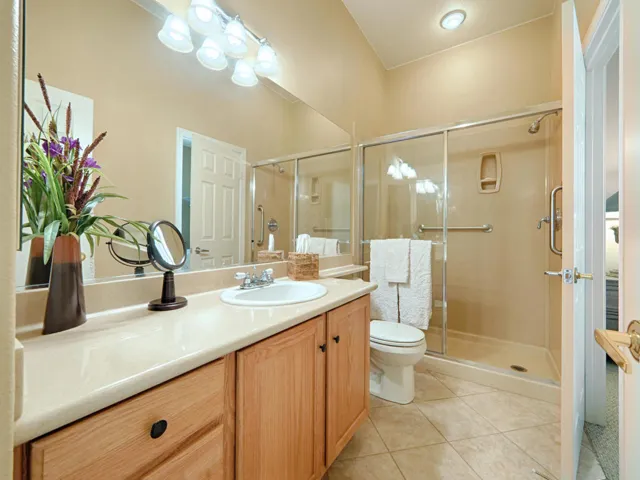 Bath Room 2