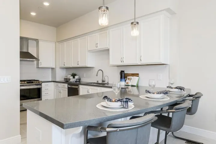 1368 El Camino Real 412, Santa Clara, California 95050