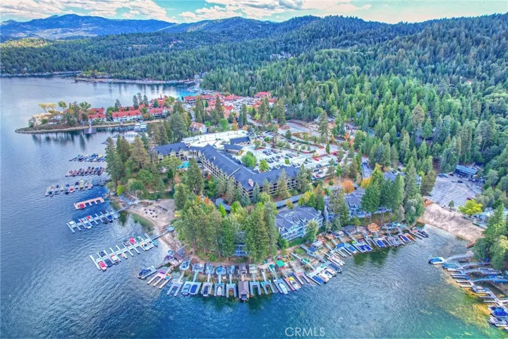 332 Lake Resort Road, Lake Arrowhead, California 92352