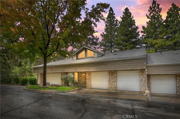 332 Lake Resort Road, Lake Arrowhead, California 92352