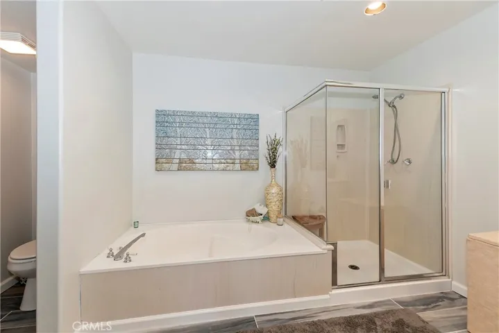 332 Lake Resort Road, Lake Arrowhead, California 92352