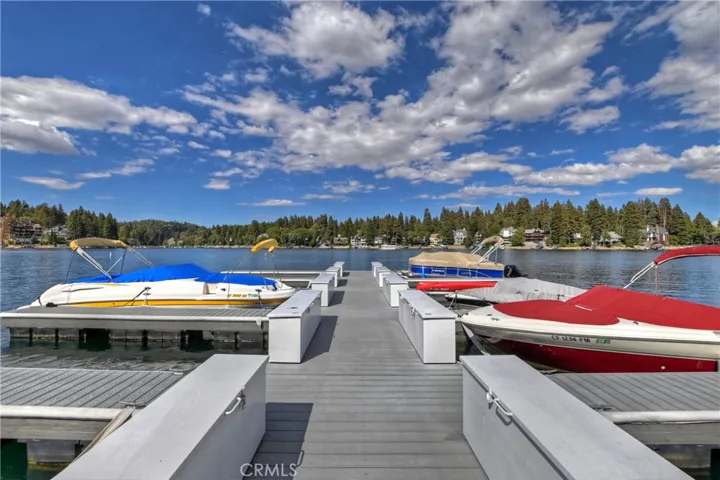 332 Lake Resort Road, Lake Arrowhead, California 92352