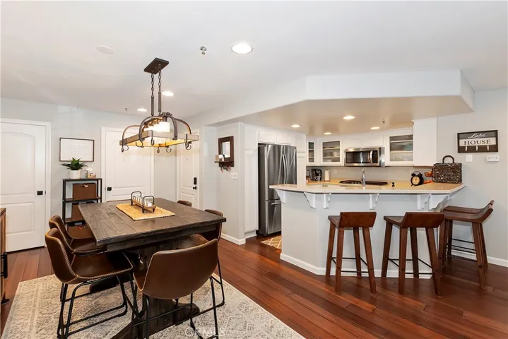 332 Lake Resort Road, Lake Arrowhead, California 92352