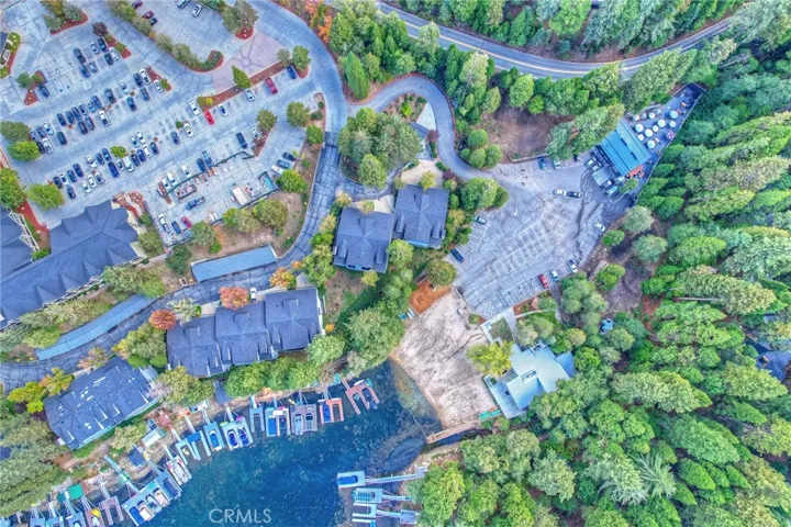 332 Lake Resort Road, Lake Arrowhead, California 92352