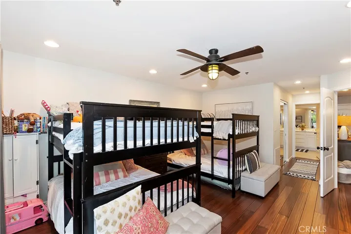 332 Lake Resort Road, Lake Arrowhead, California 92352