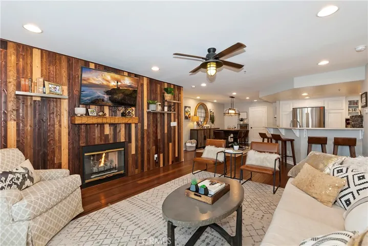 332 Lake Resort Road, Lake Arrowhead, California 92352