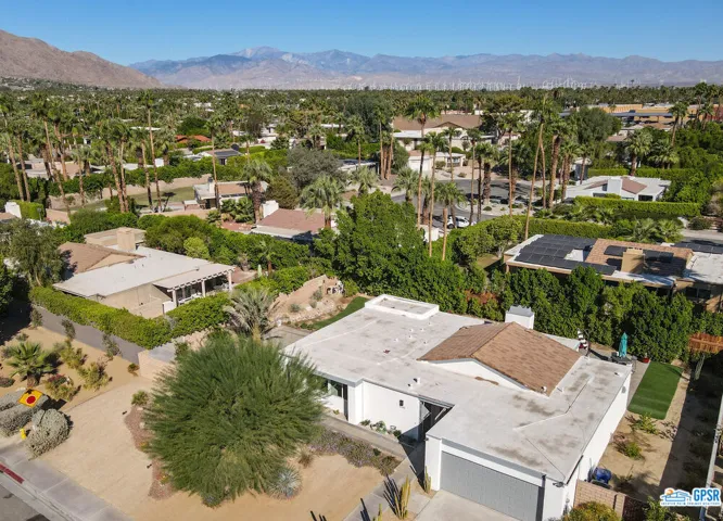 1040 E Paseo El Mirador, Palm Springs, California 92262