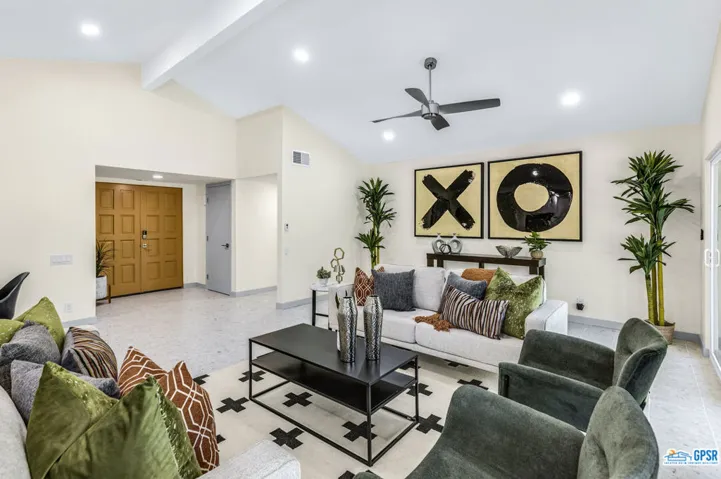 1040 E Paseo El Mirador, Palm Springs, California 92262