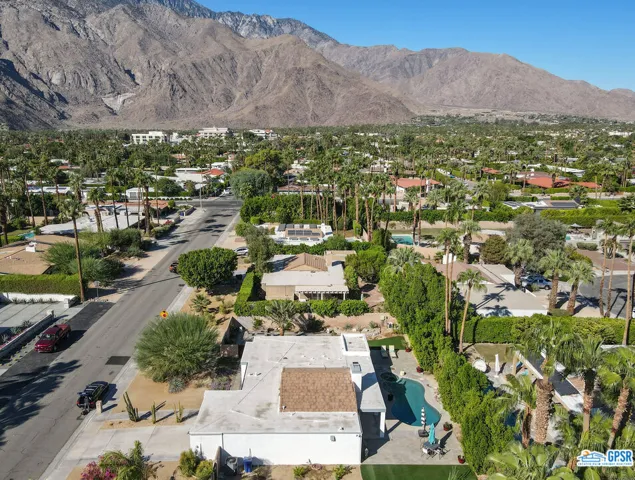 1040 E Paseo El Mirador, Palm Springs, California 92262