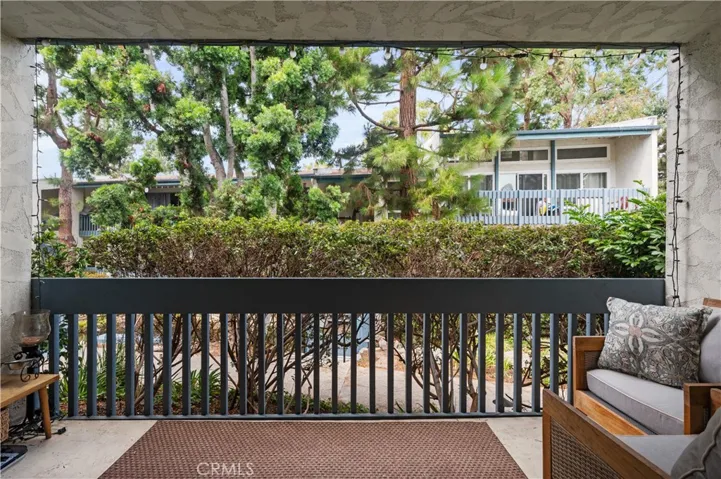 635 S Prospect Avenue 101, Redondo Beach, California 90277