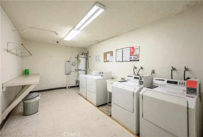 635 S Prospect Avenue 101, Redondo Beach, California 90277