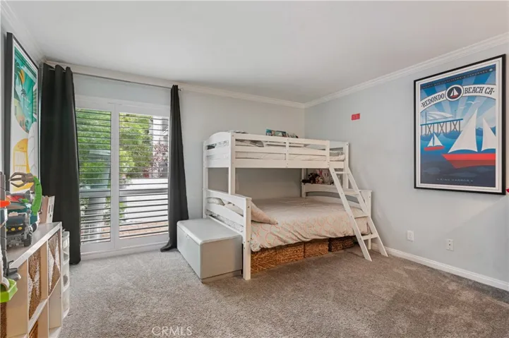 635 S Prospect Avenue 101, Redondo Beach, California 90277