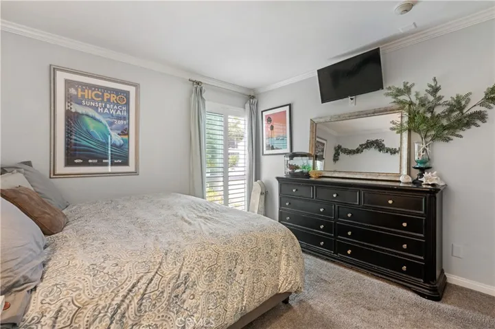 635 S Prospect Avenue 101, Redondo Beach, California 90277