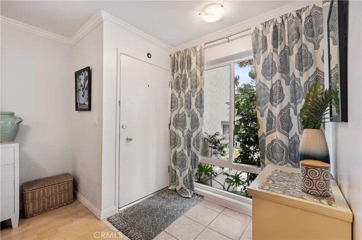 635 S Prospect Avenue 101, Redondo Beach, California 90277