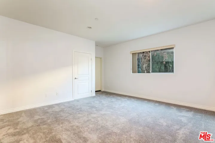 10633 Eastborne Avenue 301, Los Angeles, California 90024
