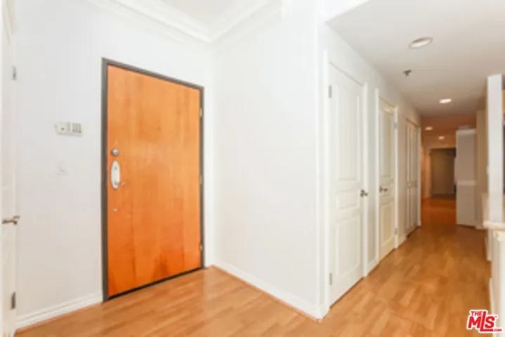 10633 Eastborne Avenue 301, Los Angeles, California 90024