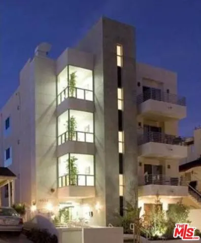 10633 Eastborne Avenue 301, Los Angeles, California 90024