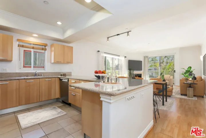 10633 Eastborne Avenue 301, Los Angeles, California 90024