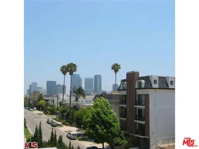 10633 Eastborne Avenue 301, Los Angeles, California 90024