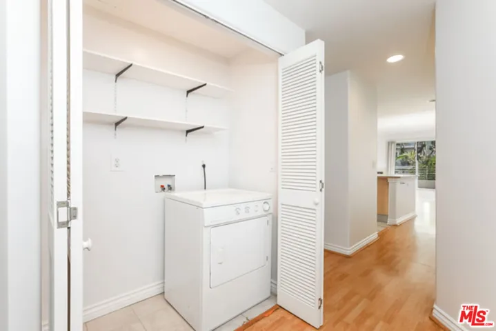 10633 Eastborne Avenue 301, Los Angeles, California 90024